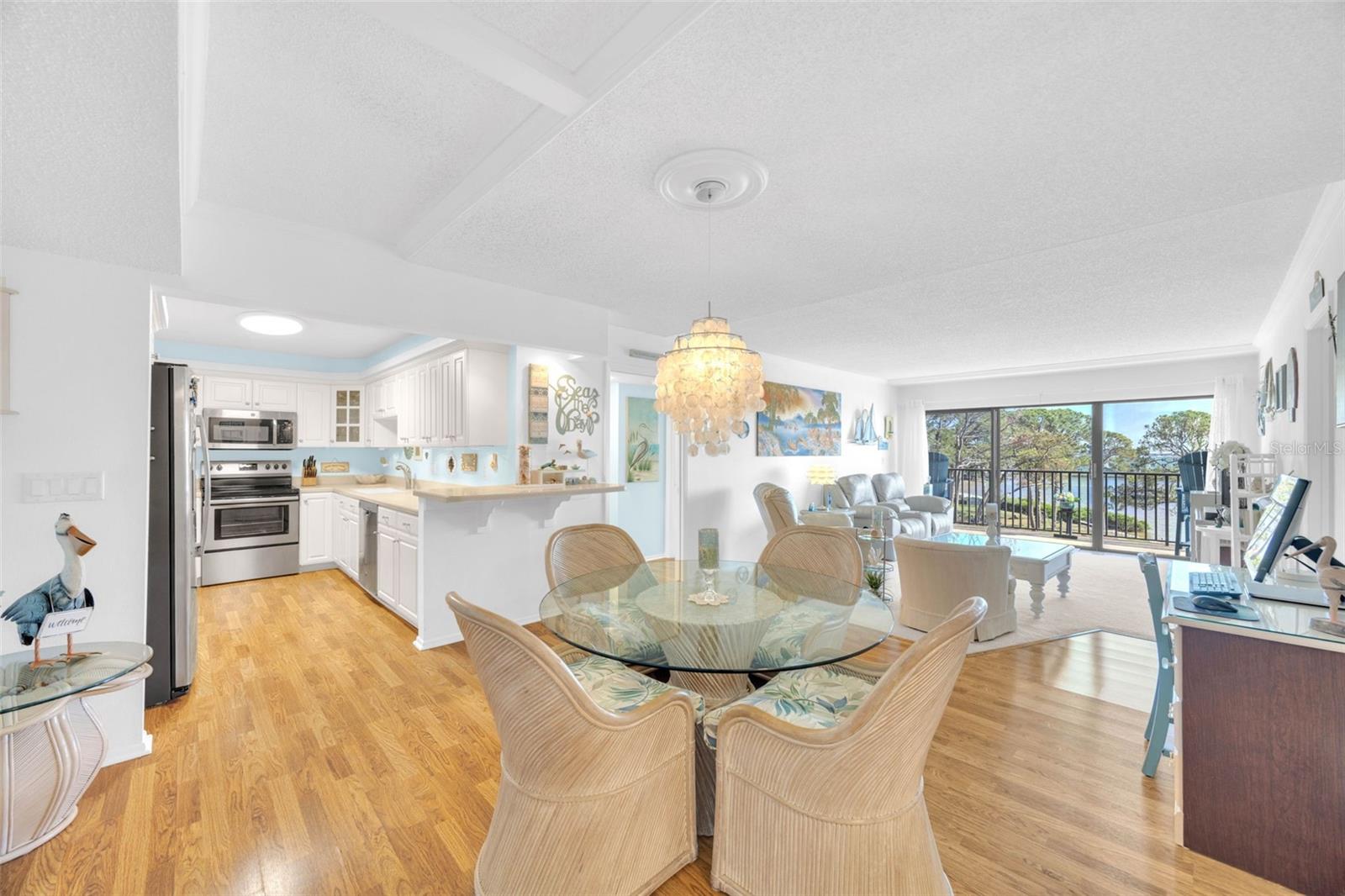 Image 22 of 62 For 2700 Bayshore Boulevard 11308