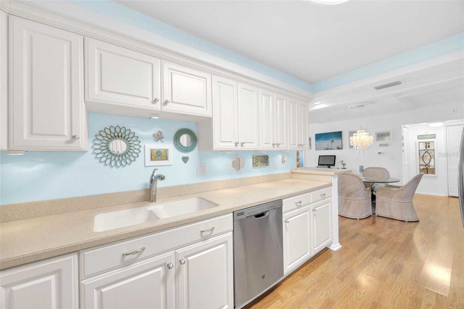 Image 25 of 62 For 2700 Bayshore Boulevard 11308
