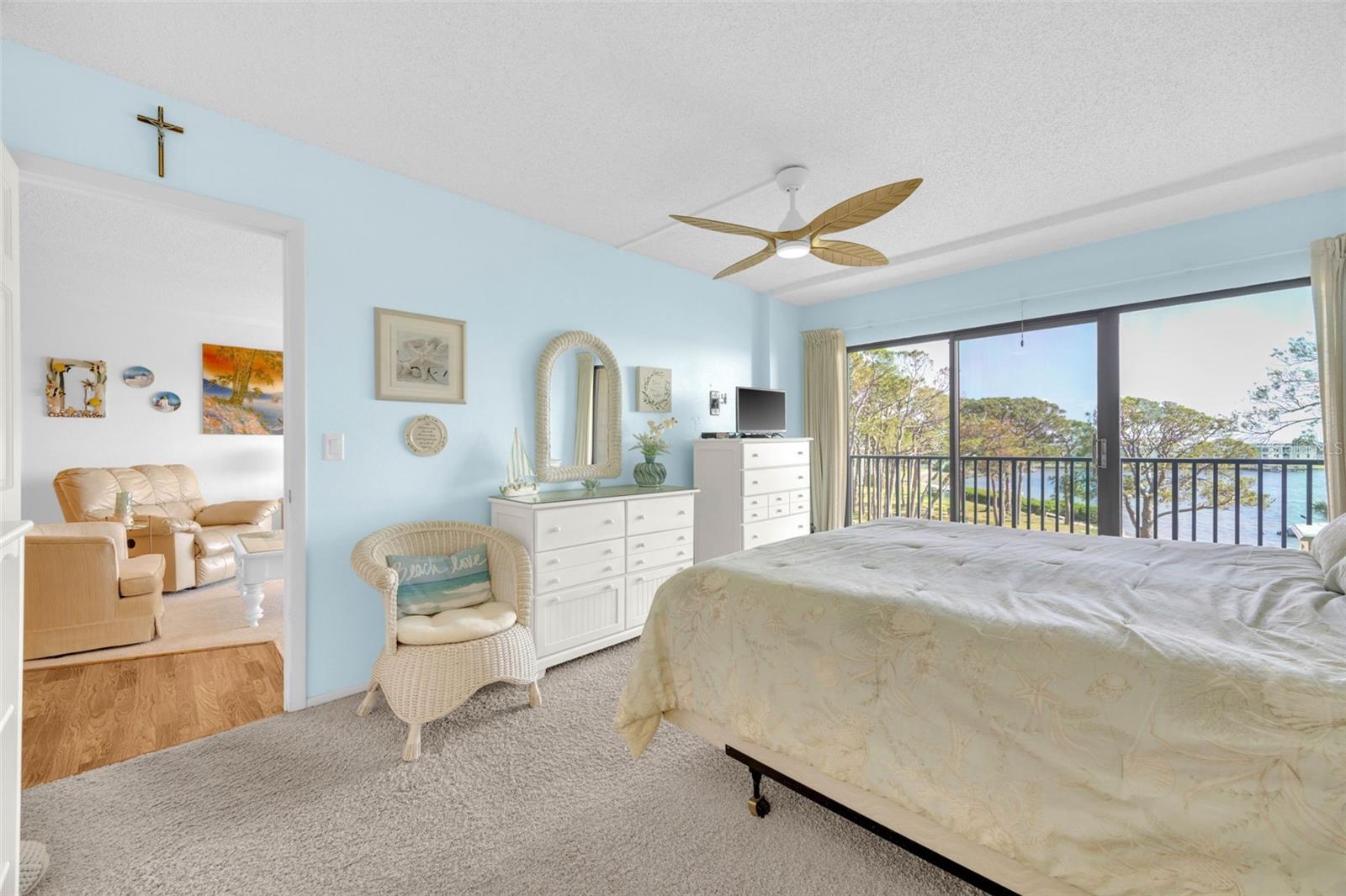 Image 37 of 62 For 2700 Bayshore Boulevard 11308