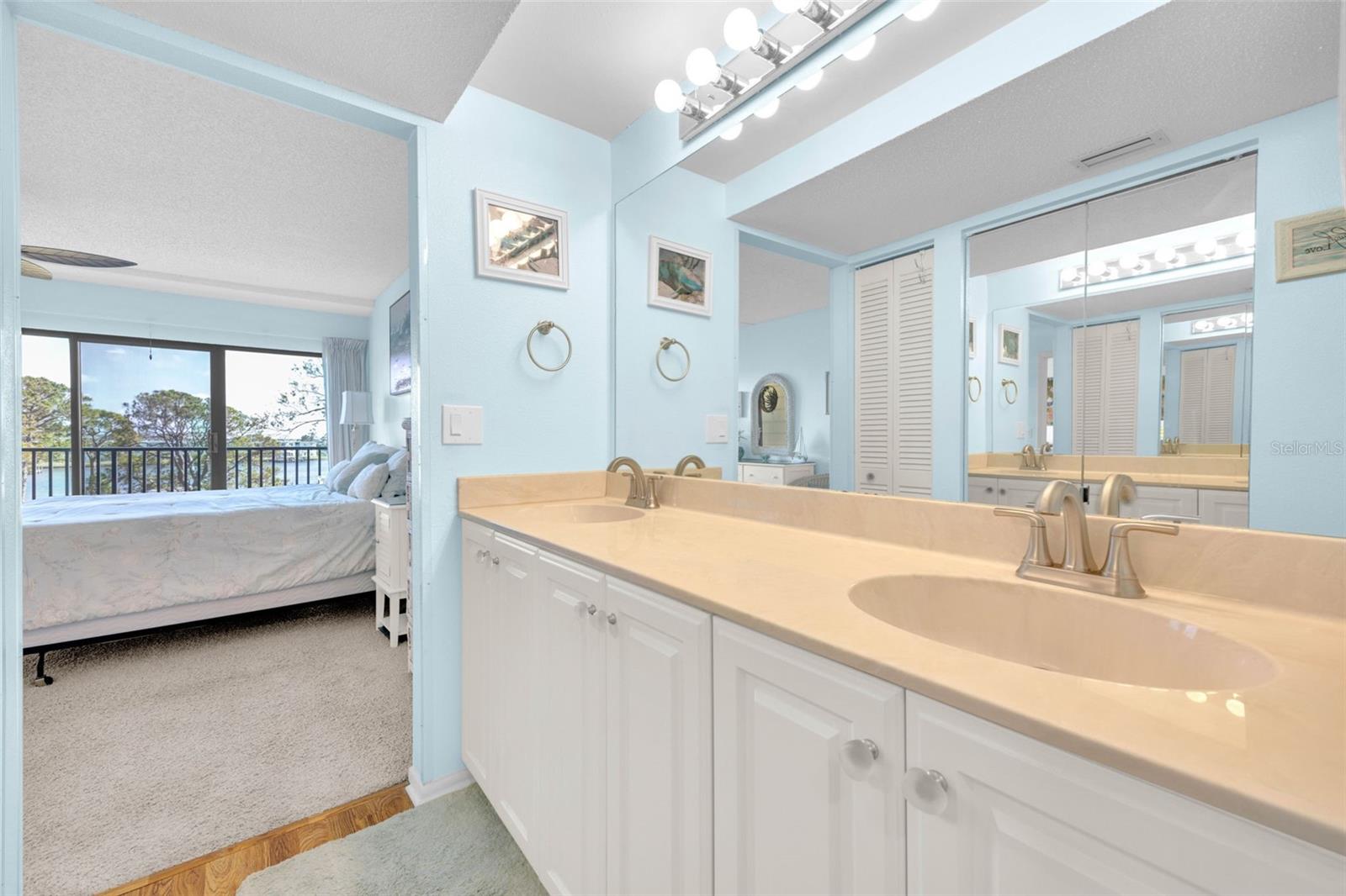 Image 41 of 62 For 2700 Bayshore Boulevard 11308