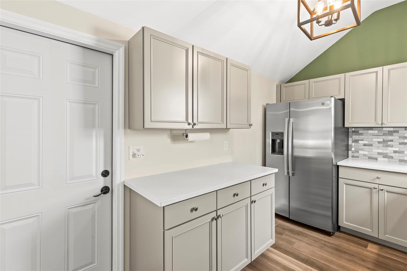 Listing photo id 12 for 12516 Cobble Stone Drive