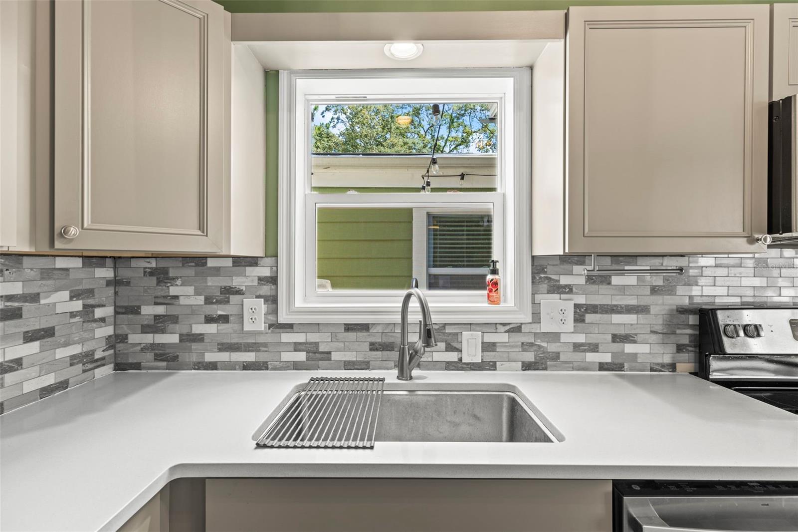 Listing photo id 13 for 12516 Cobble Stone Drive
