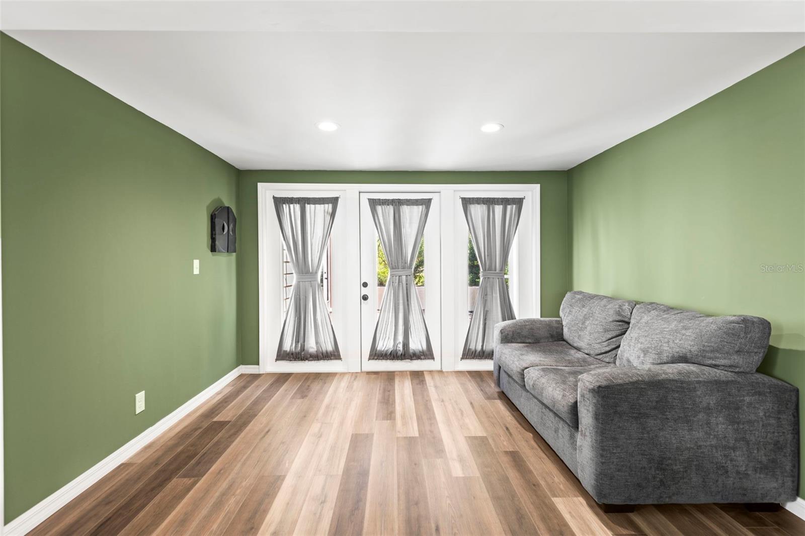 Listing photo id 7 for 12516 Cobble Stone Drive