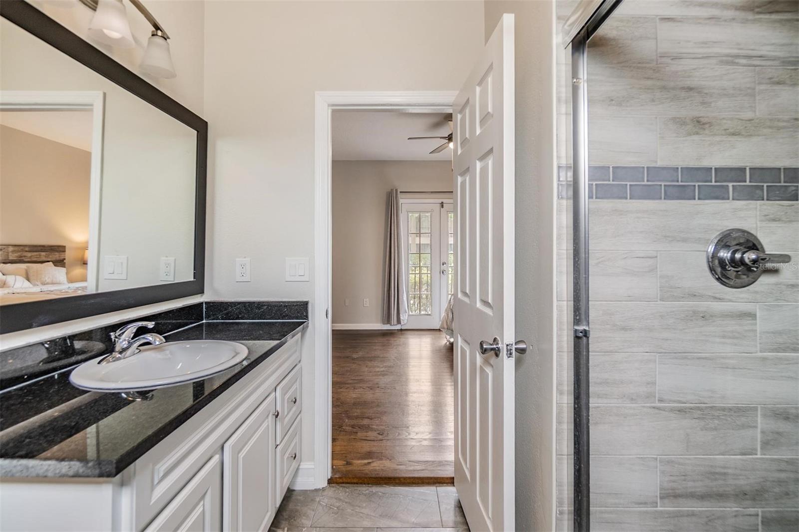 Image 15 of 37 For 501 Knights Run Avenue 6104
