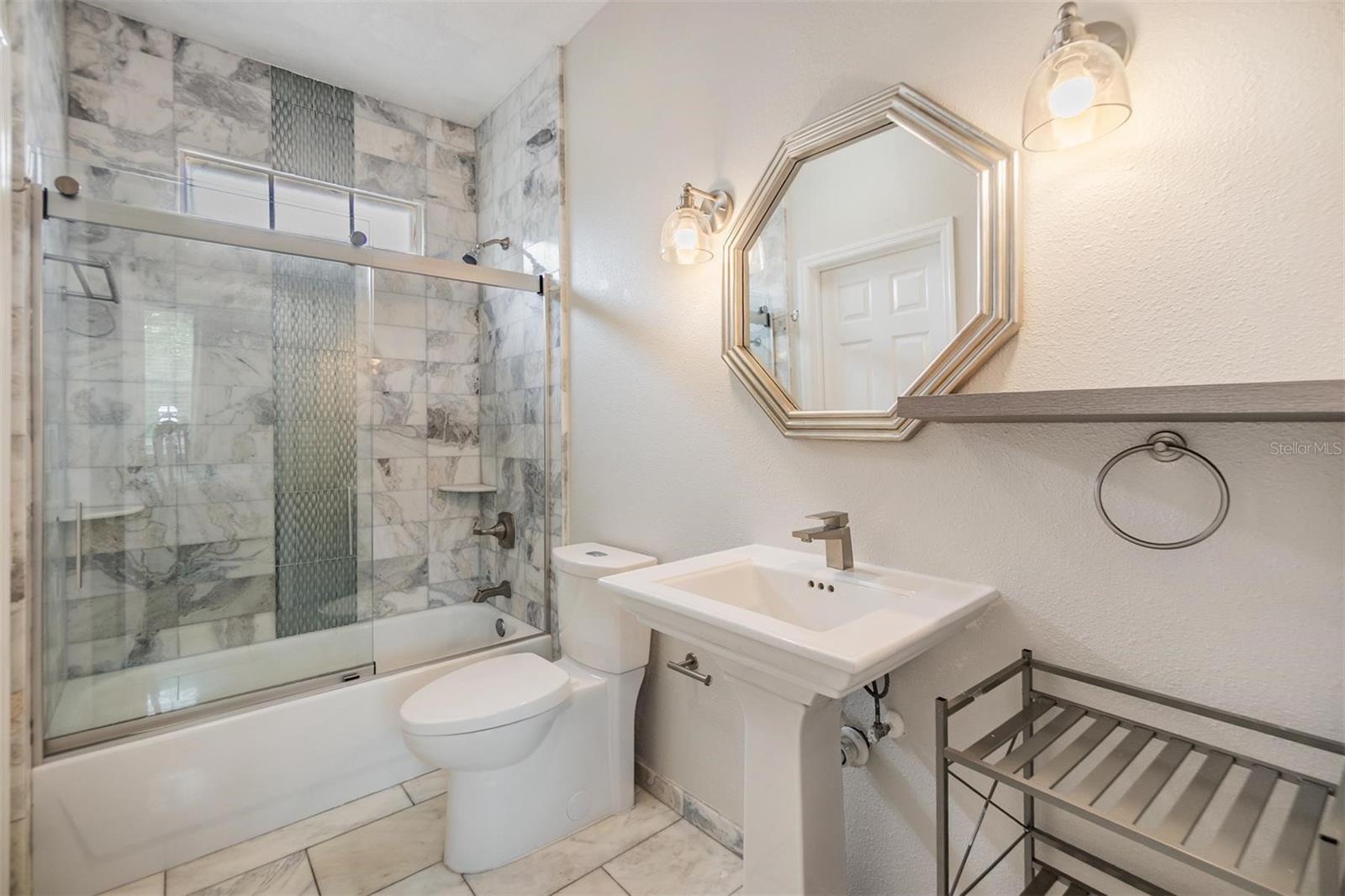 Image 32 of 37 For 501 Knights Run Avenue 6104