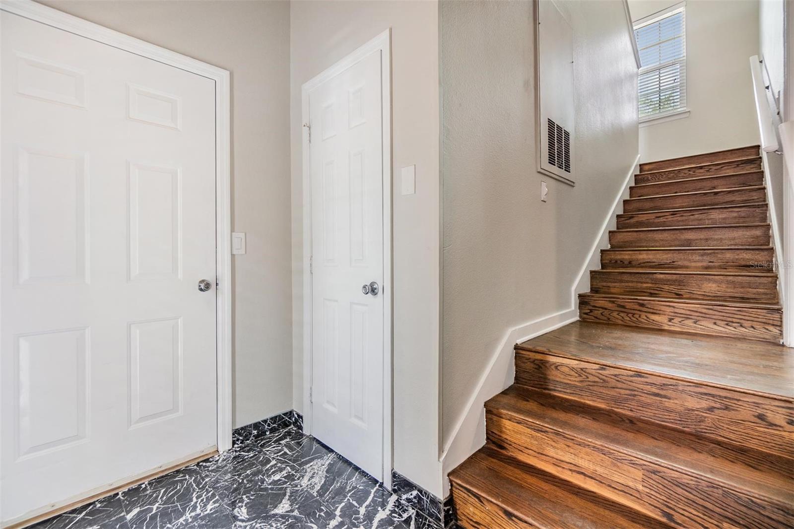Image 8 of 37 For 501 Knights Run Avenue 6104