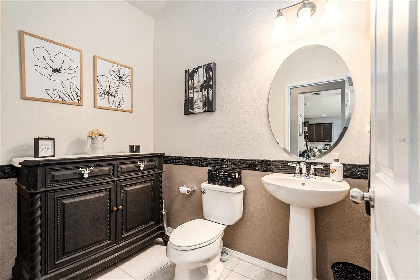 Image 10 of 32 For 15561 Stone House Drive