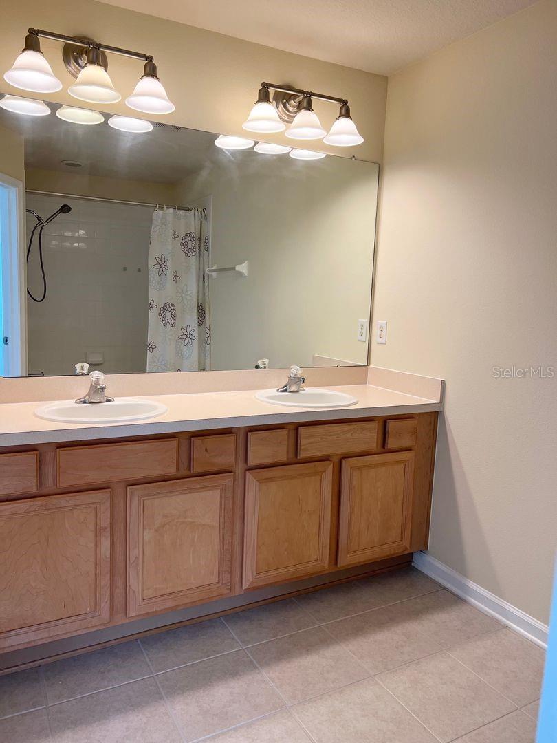 Image 15 of 25 For 26636 Castleview Way