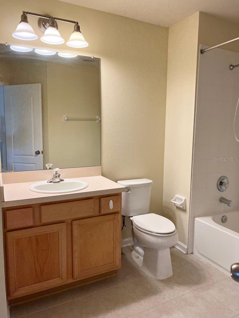 Image 21 of 25 For 26636 Castleview Way