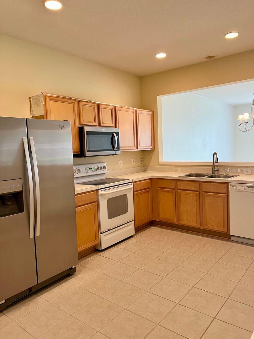 Image 5 of 25 For 26636 Castleview Way