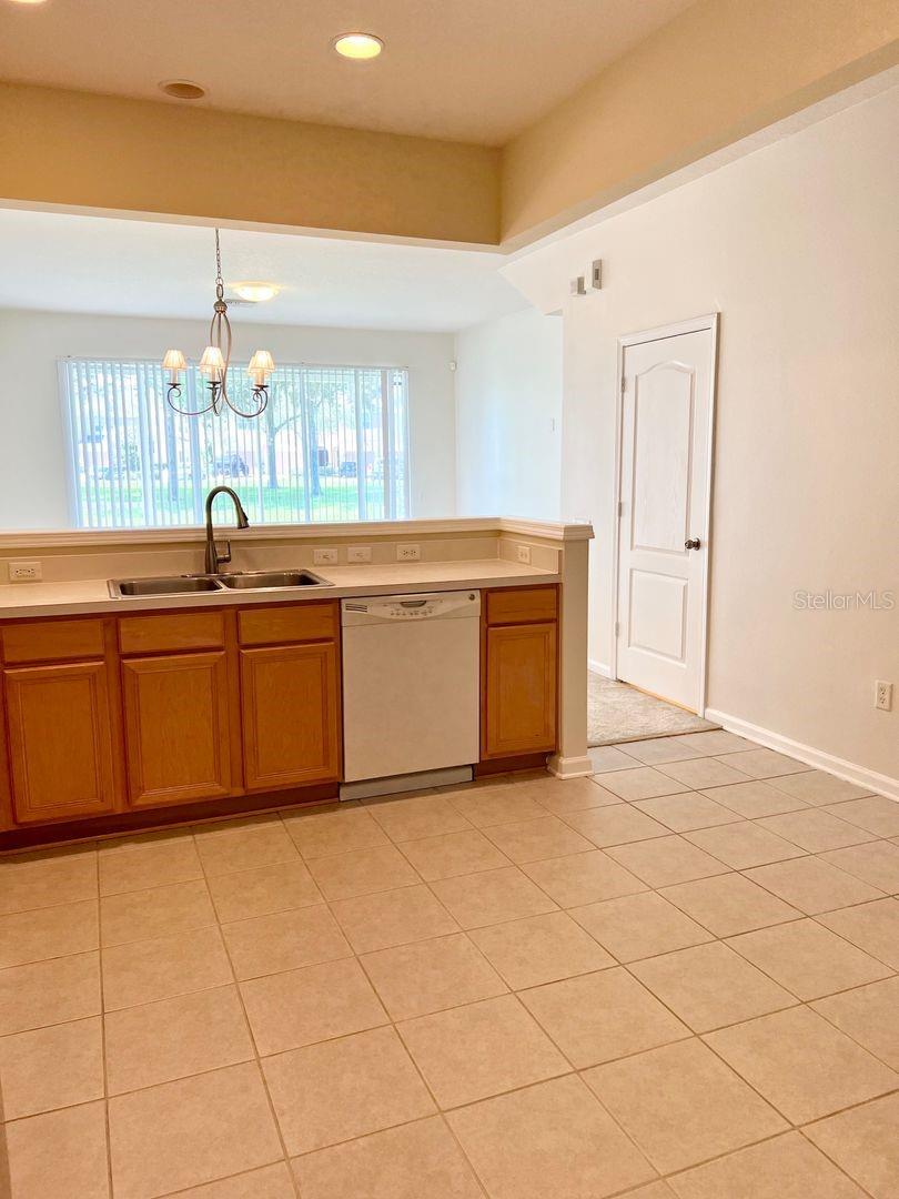 Image 6 of 25 For 26636 Castleview Way