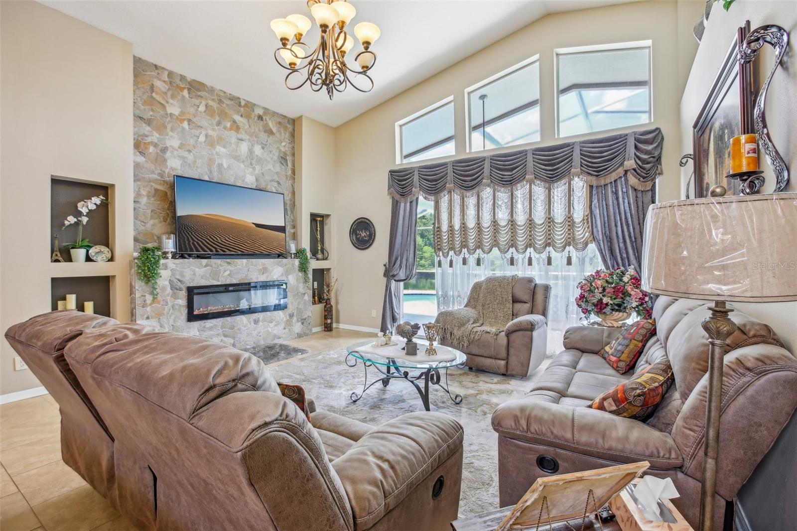 Image 7 of 51 For 8124 Brinegar Circle