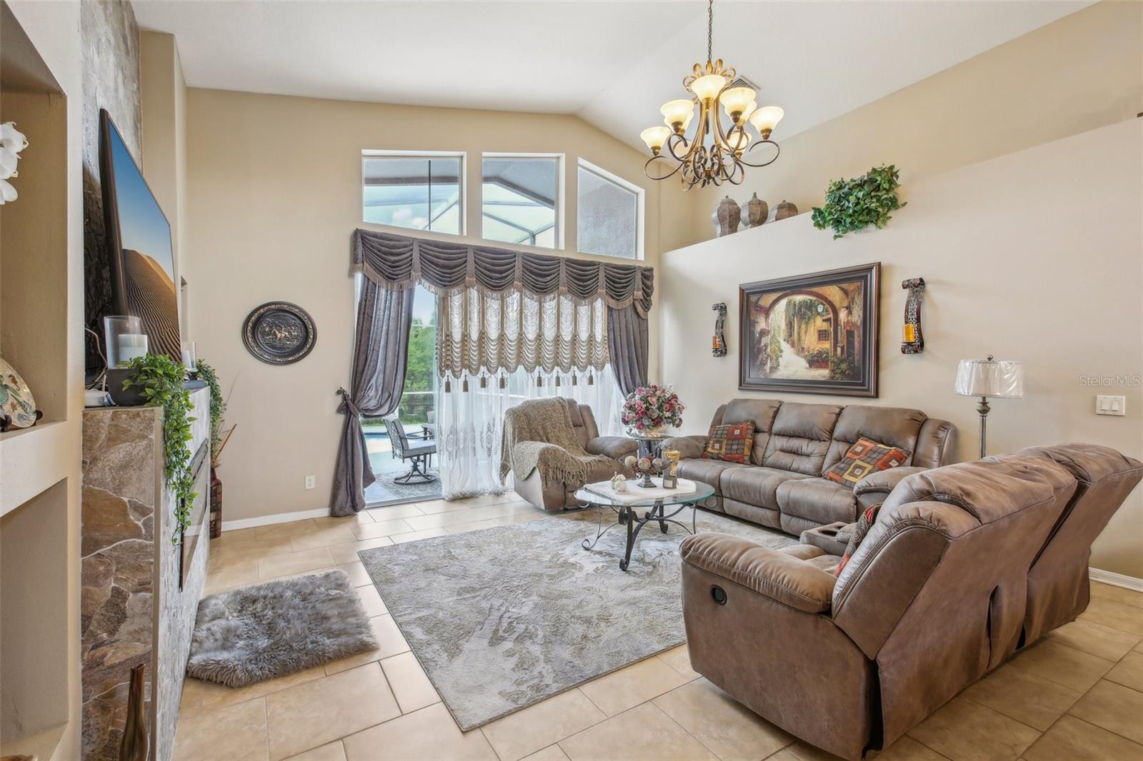 Image 8 of 51 For 8124 Brinegar Circle