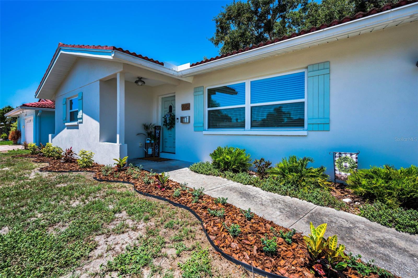 Image 14 of 67 For 9952 111th Street