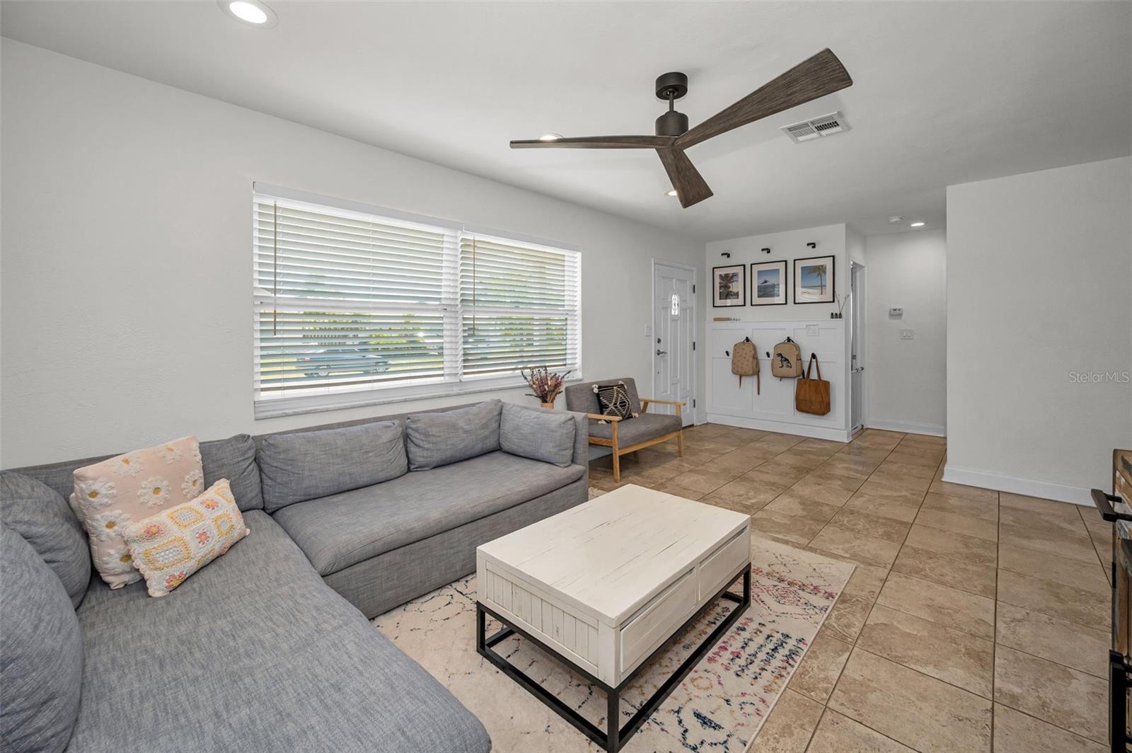 Image 17 of 67 For 9952 111th Street
