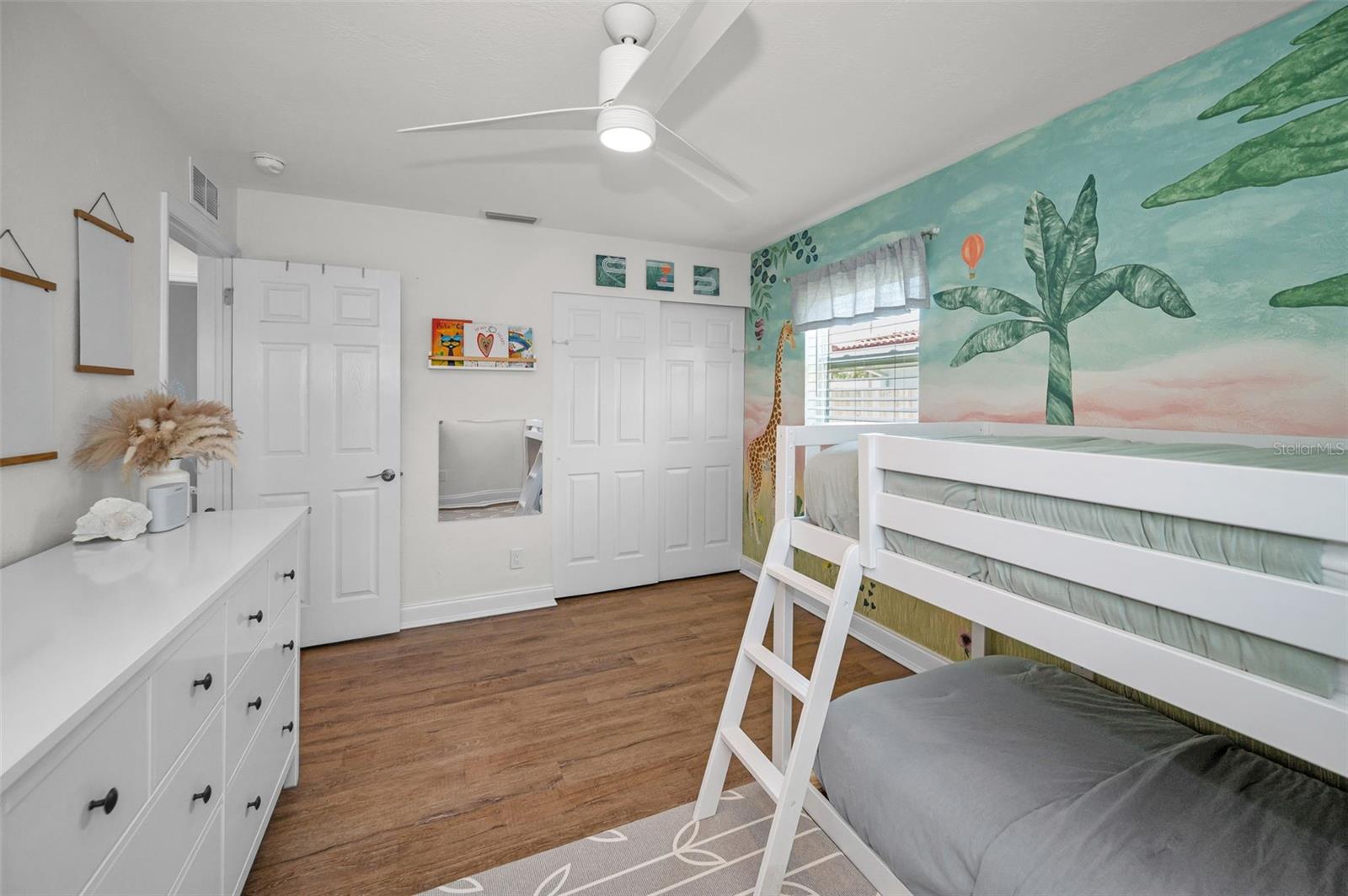 Image 42 of 67 For 9952 111th Street