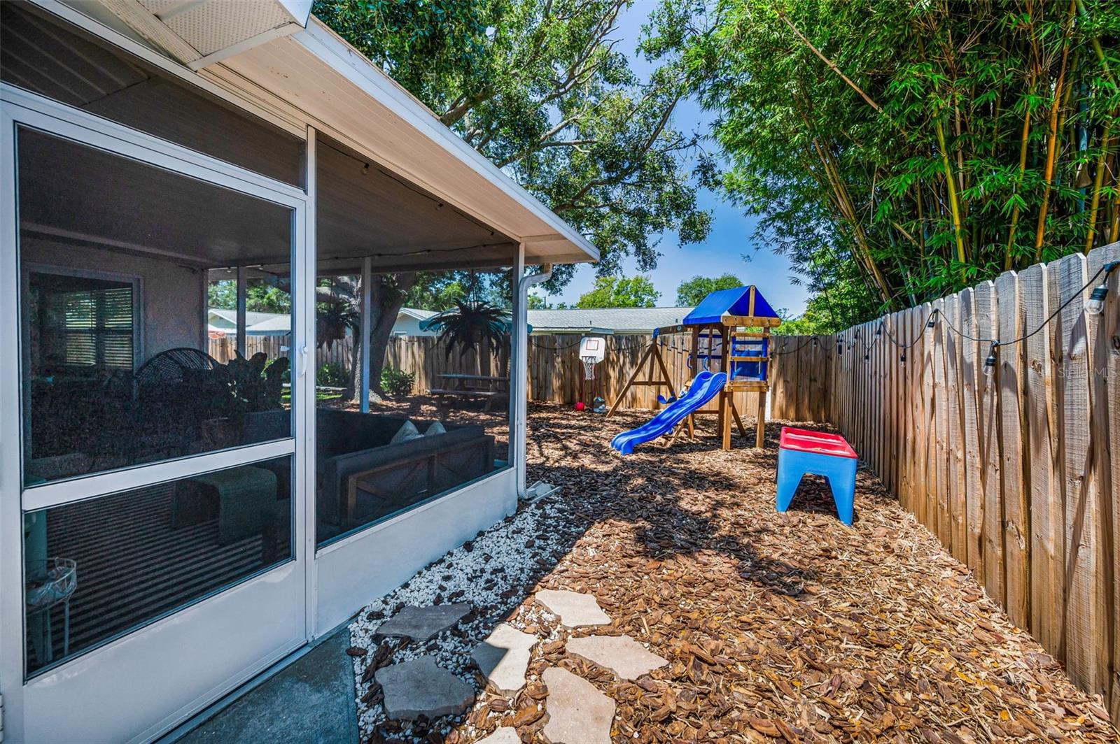 Image 47 of 67 For 9952 111th Street