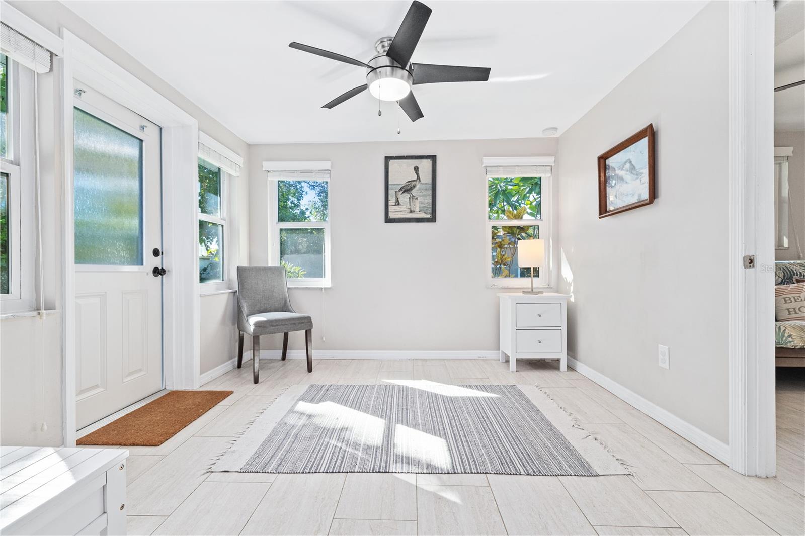 Image 19 of 34 For 2694 Pinehurst Avenue