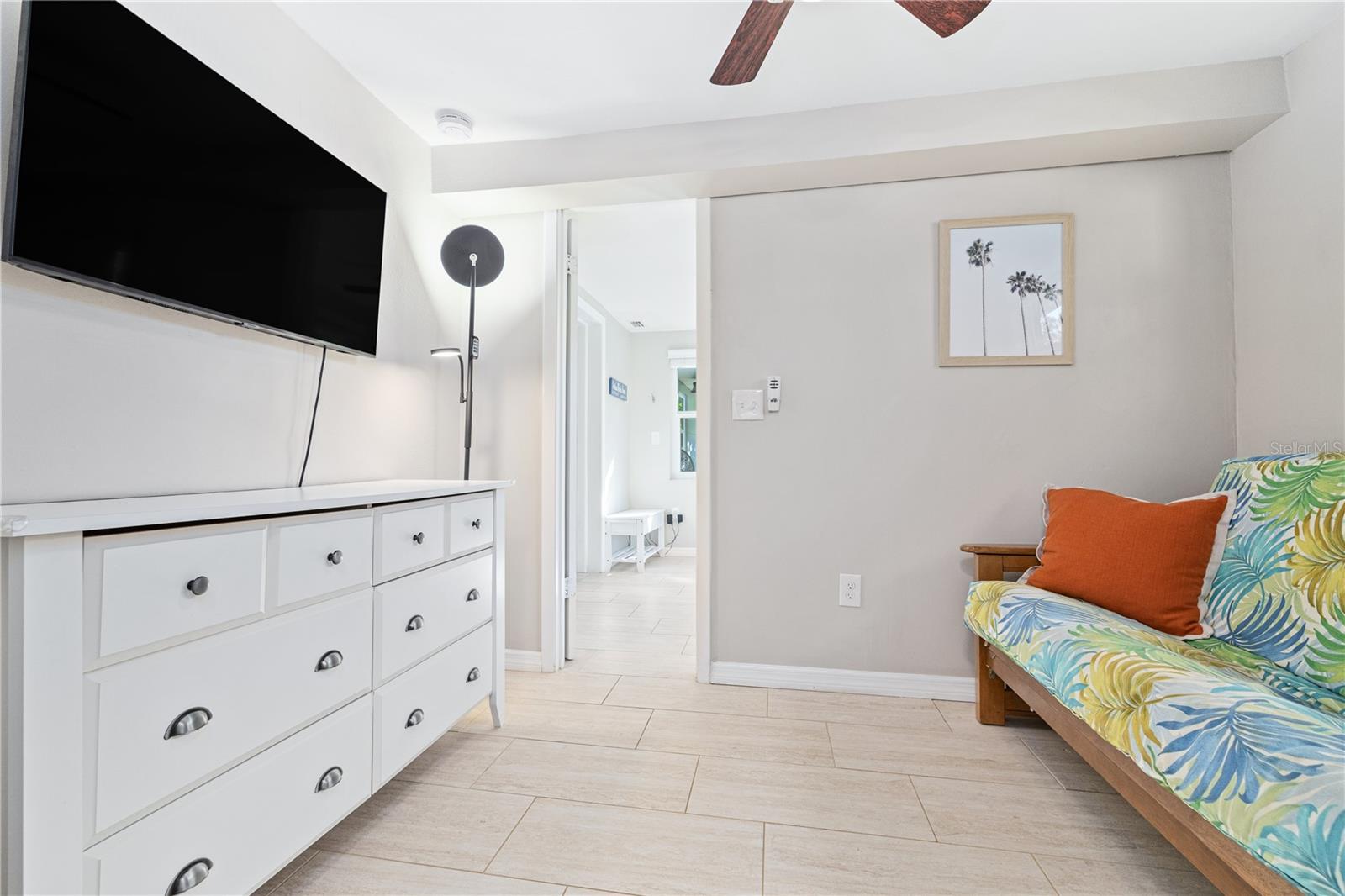 Image 21 of 34 For 2694 Pinehurst Avenue