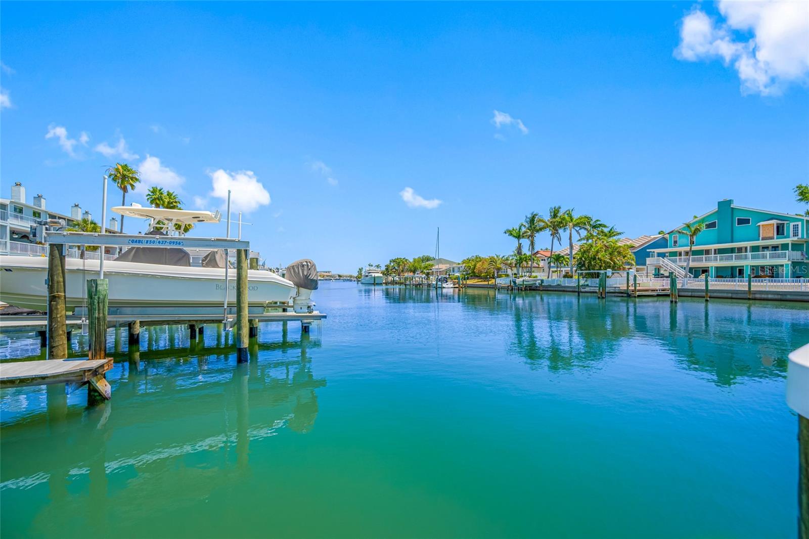 Image 14 of 71 For 903 Pinellas Bayway S 103