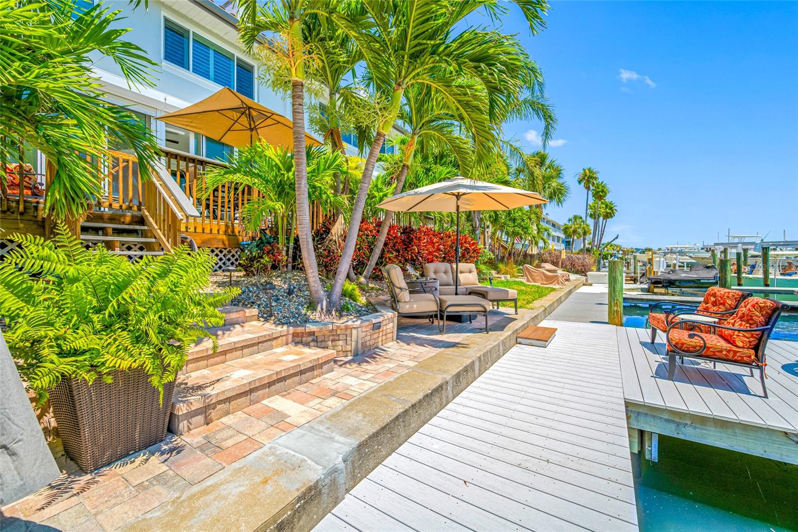 Image 18 of 71 For 903 Pinellas Bayway S 103