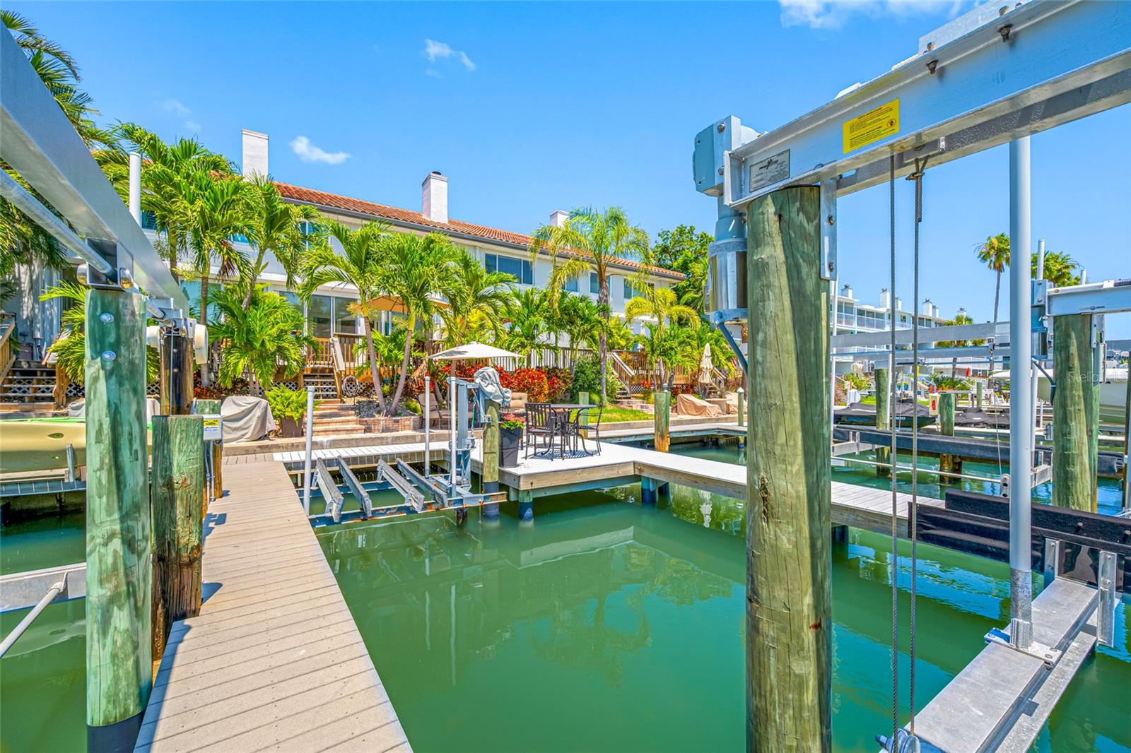Image 22 of 71 For 903 Pinellas Bayway S 103
