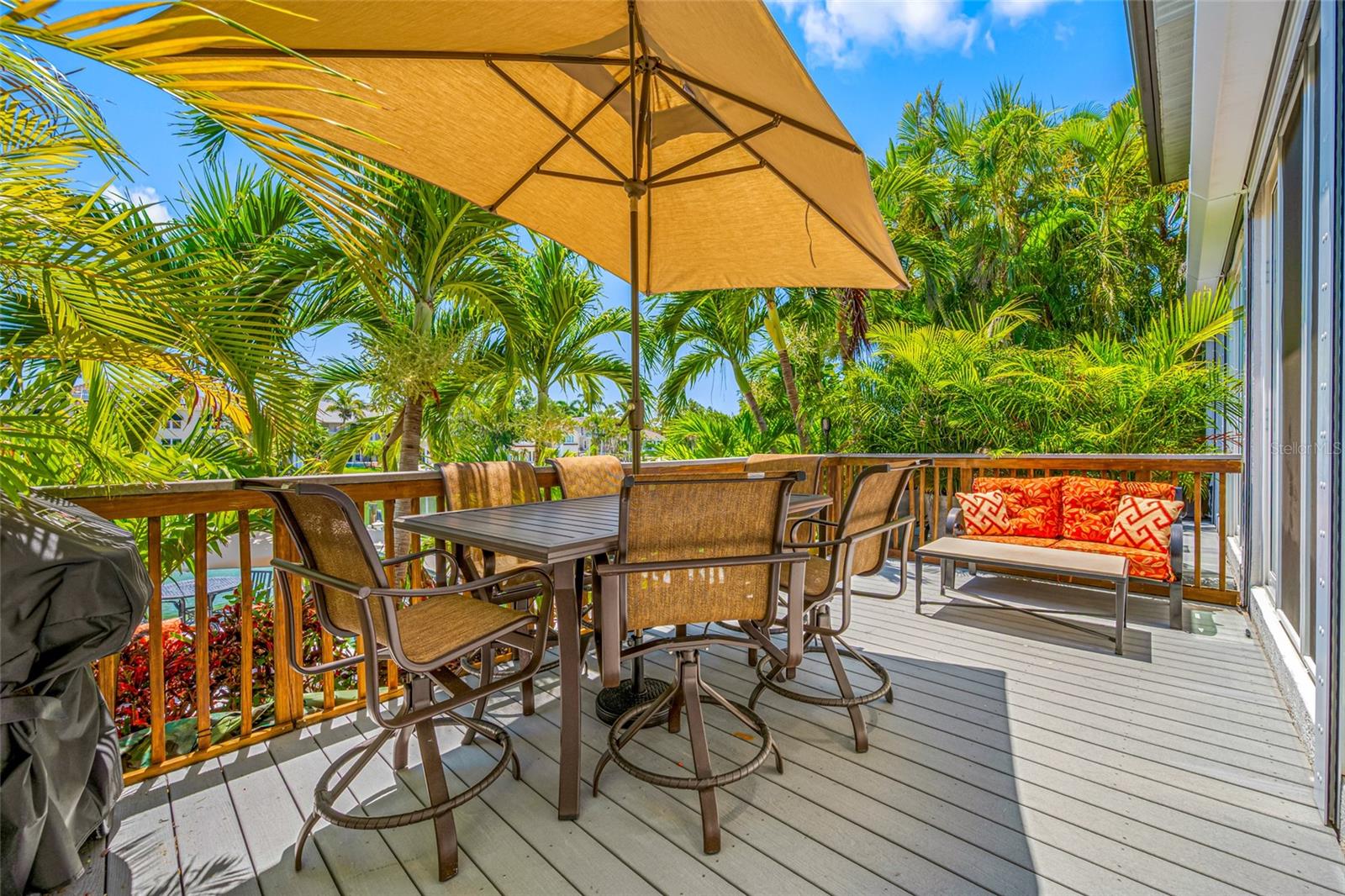 Image 25 of 71 For 903 Pinellas Bayway S 103