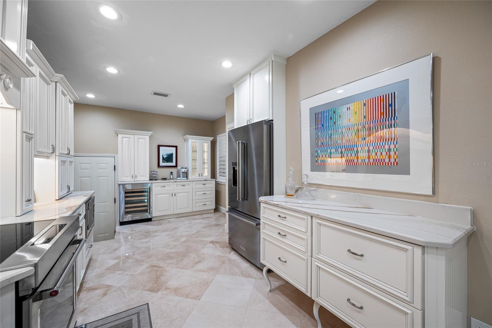 Image 32 of 71 For 903 Pinellas Bayway S 103