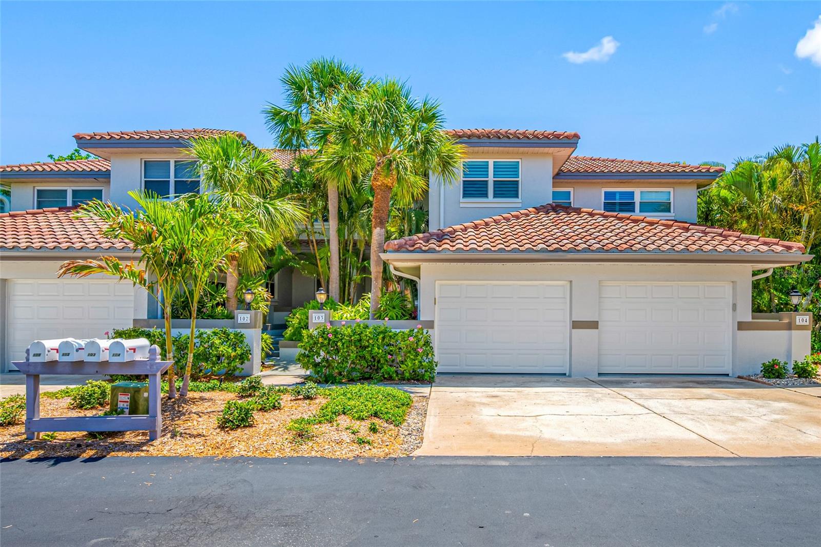 Image 55 of 71 For 903 Pinellas Bayway S 103