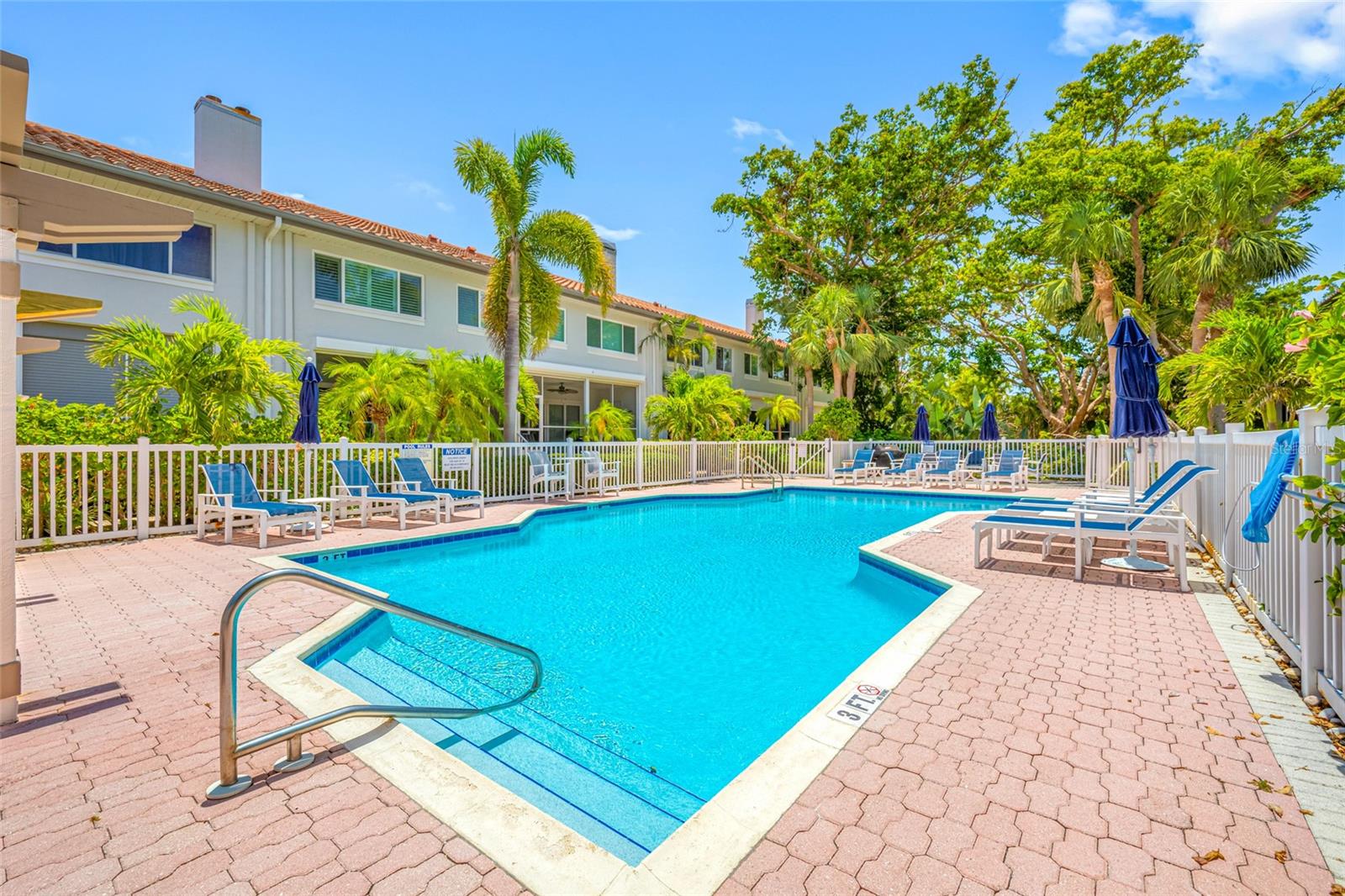 Image 63 of 71 For 903 Pinellas Bayway S 103