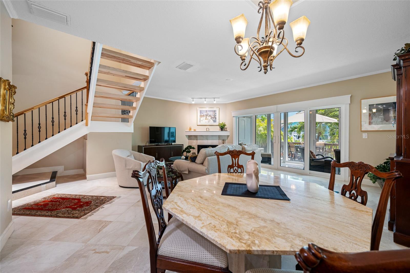 Image 9 of 71 For 903 Pinellas Bayway S 103