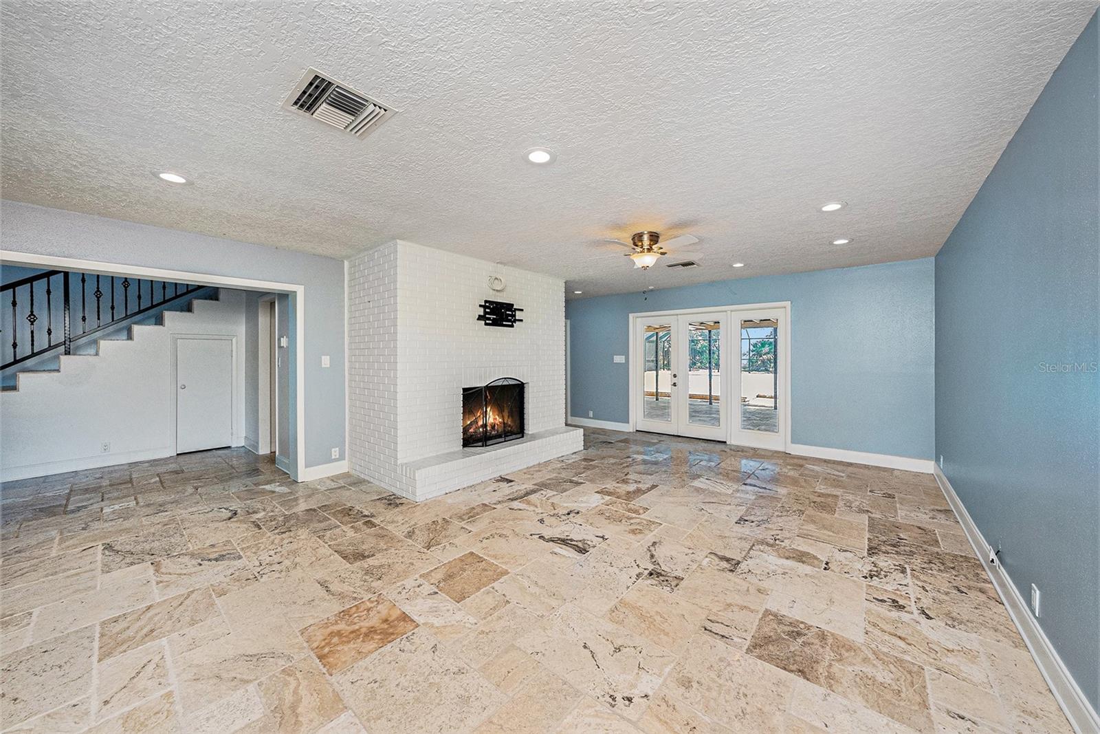 Image 14 of 37 For 2309 Cypress Walk Way