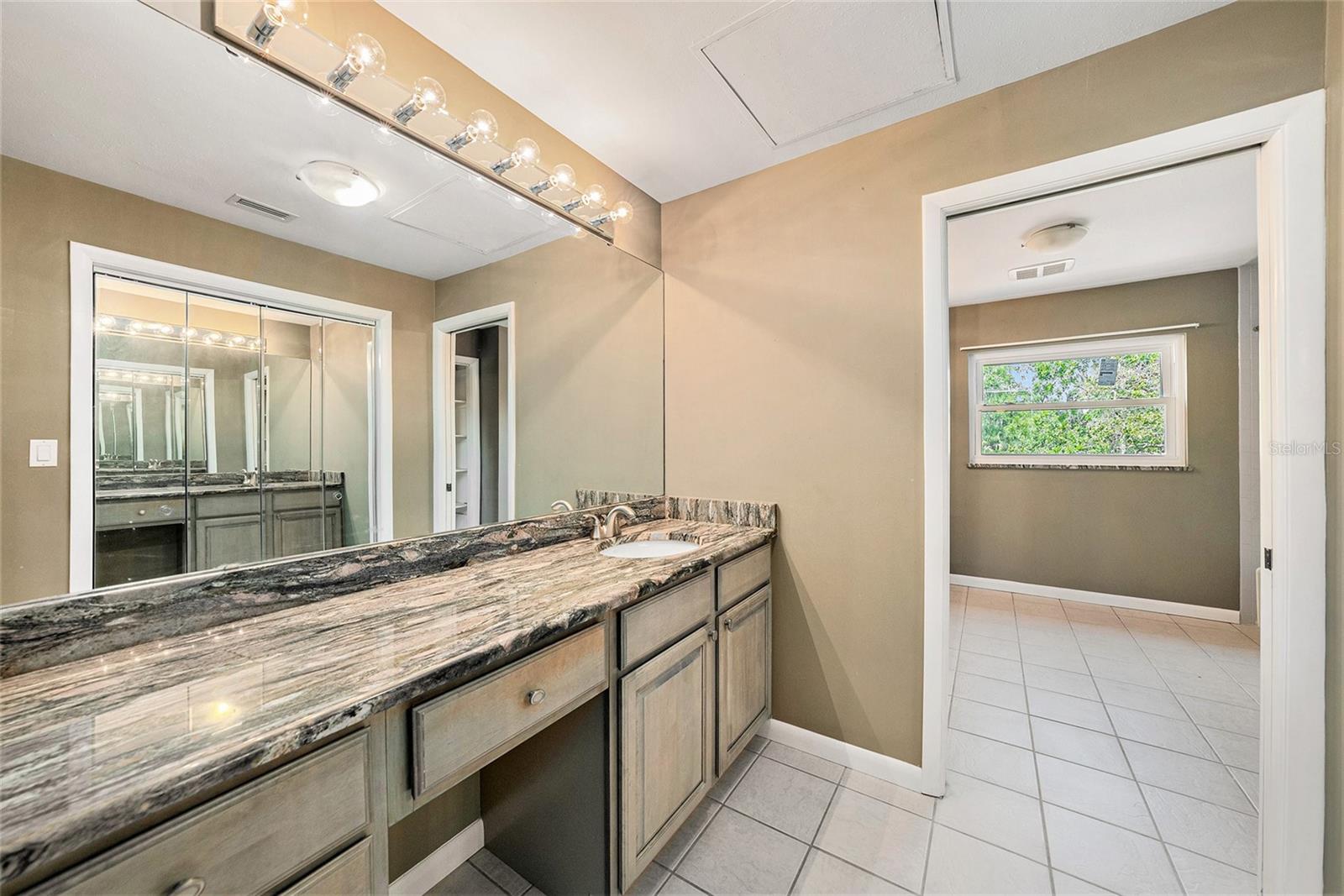 Image 22 of 37 For 2309 Cypress Walk Way