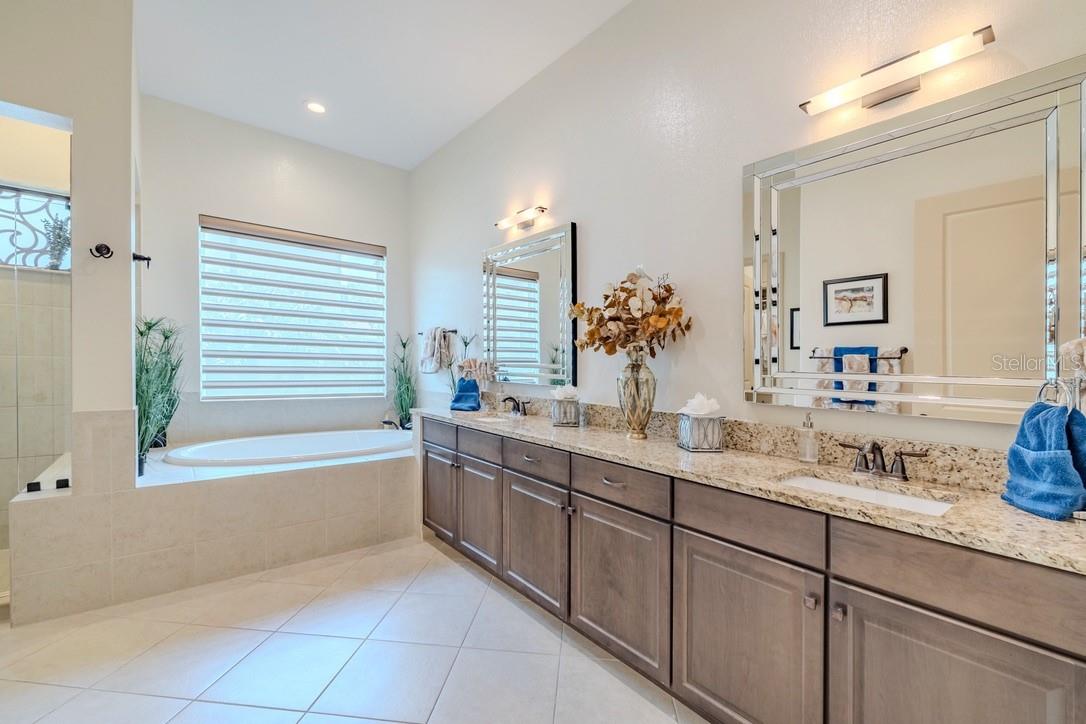 Image 29 of 90 For 29118 Picana Lane