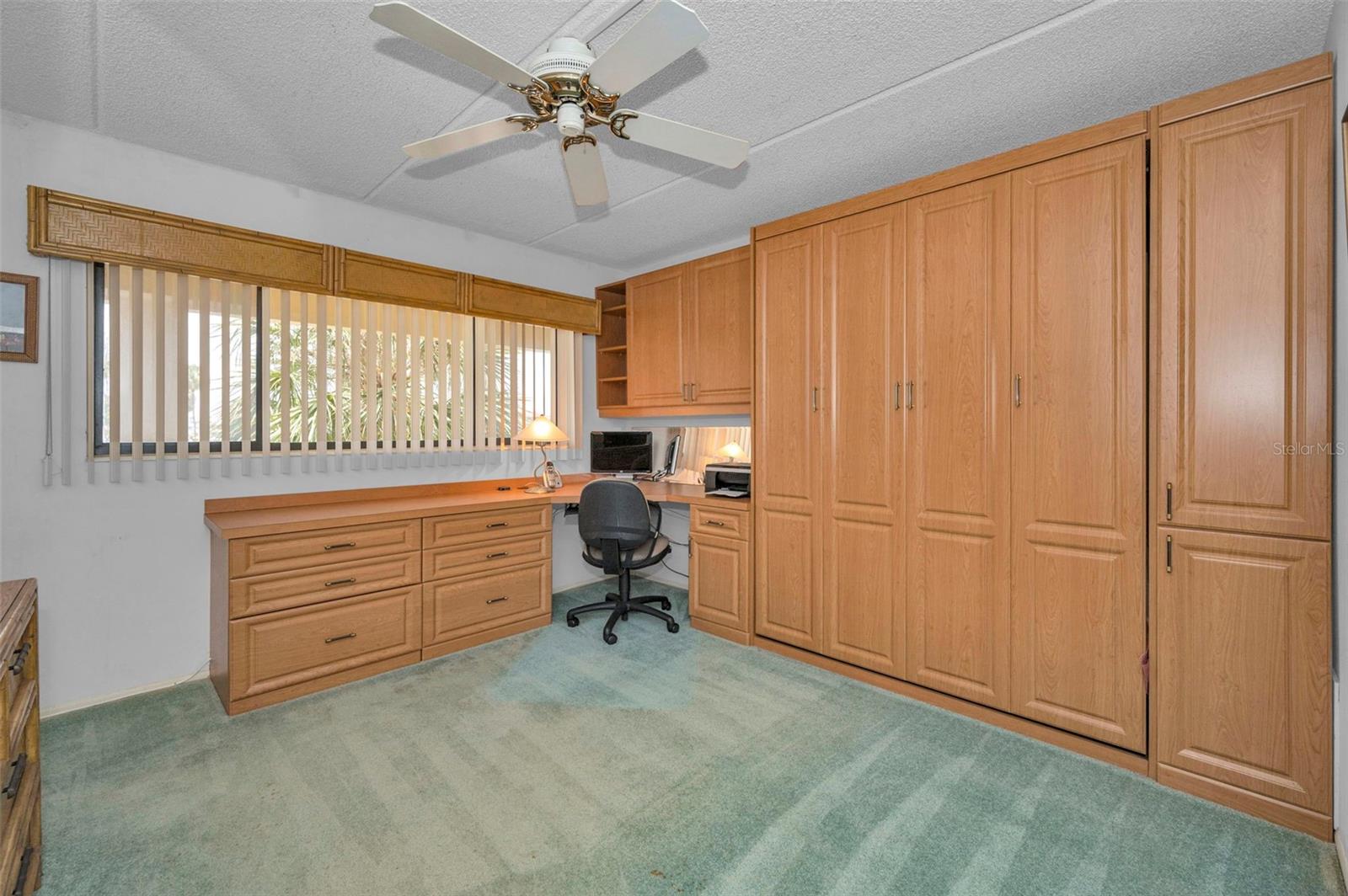 Image 17 of 33 For 865 Gulfview Boulevard 202