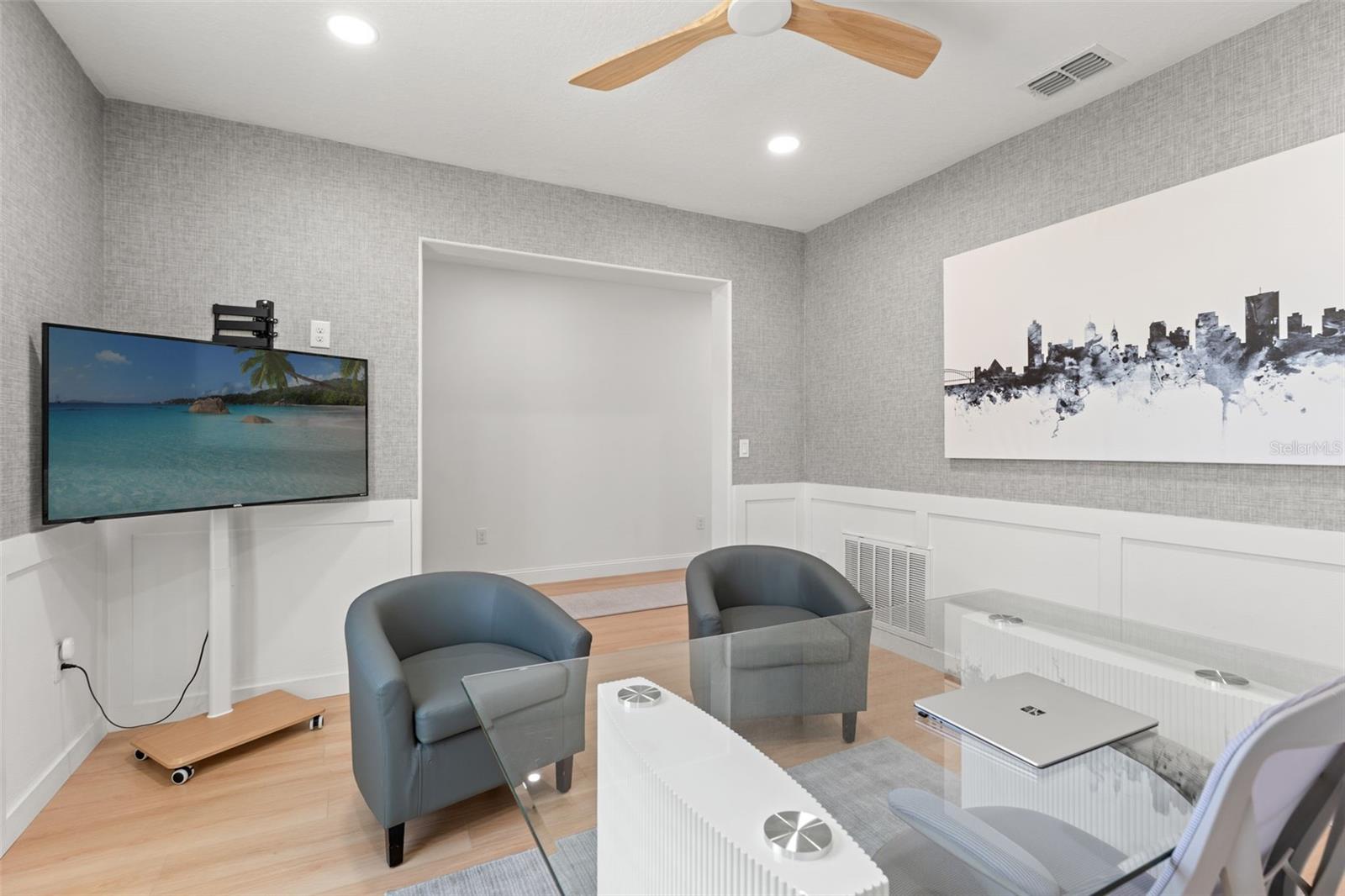 Listing photo id 11 for 11508 Sage Canyon Drive