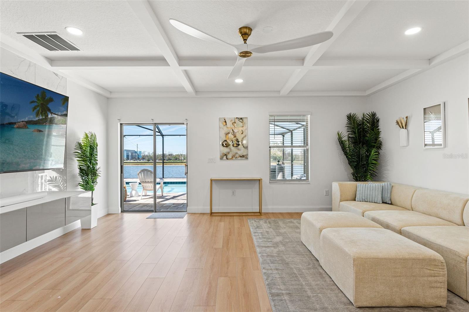 Listing photo id 24 for 11508 Sage Canyon Drive