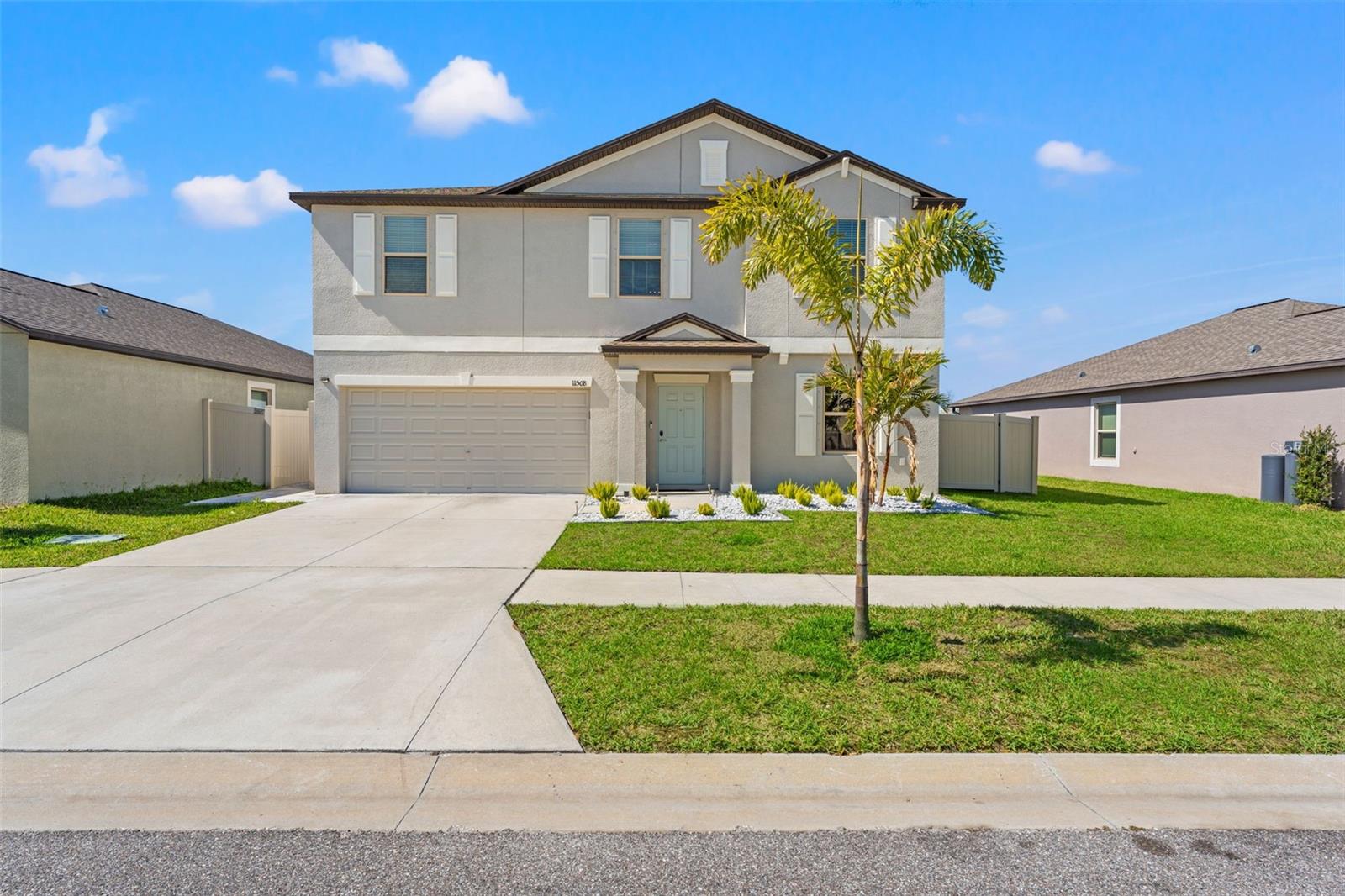 Listing photo id 1 for 11508 Sage Canyon Drive