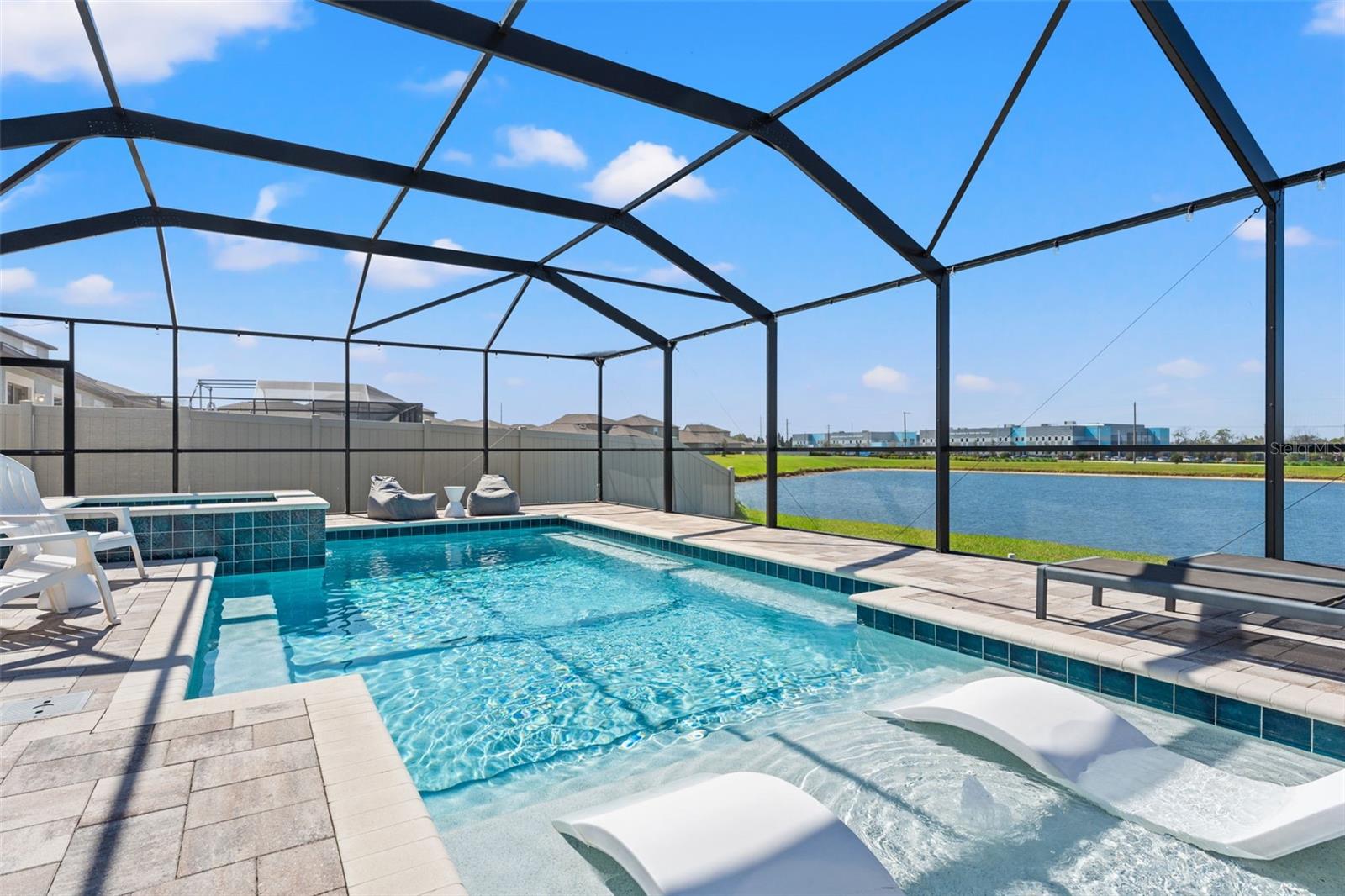 Listing photo id 4 for 11508 Sage Canyon Drive