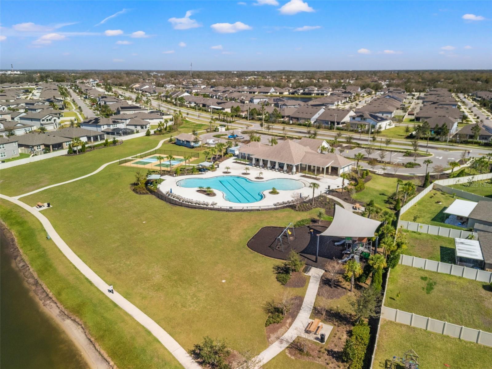 Listing photo id 70 for 11508 Sage Canyon Drive