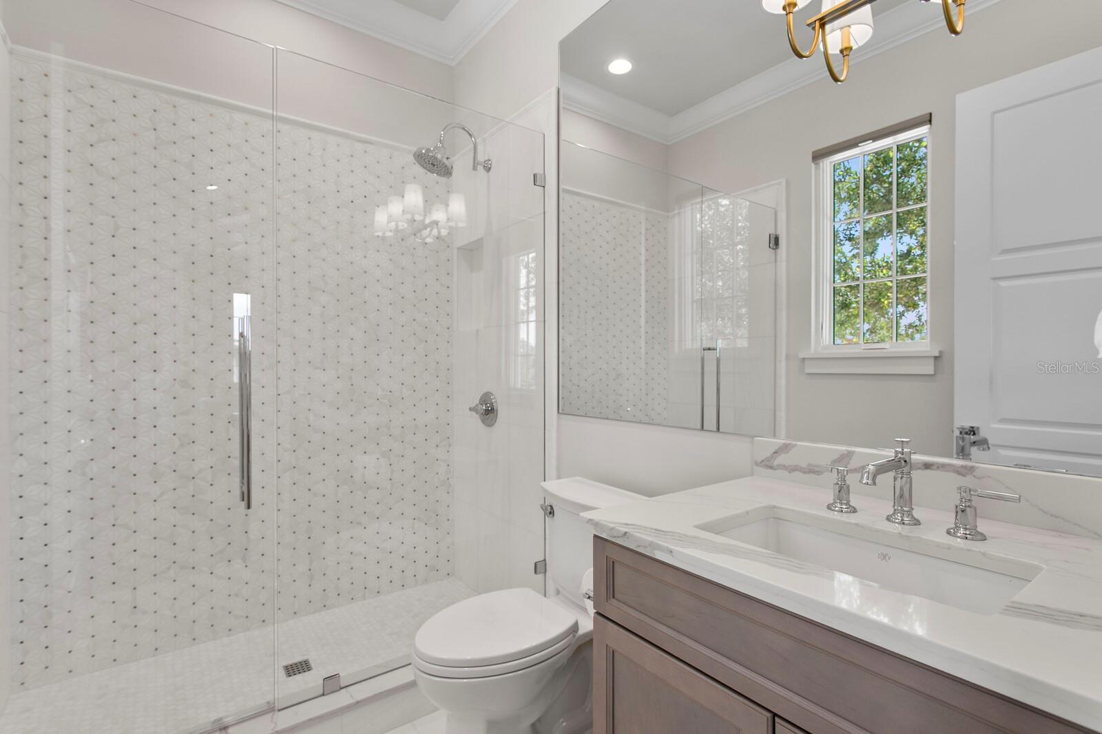 Image 44 of 66 For 5110 Longfellow Avenue
