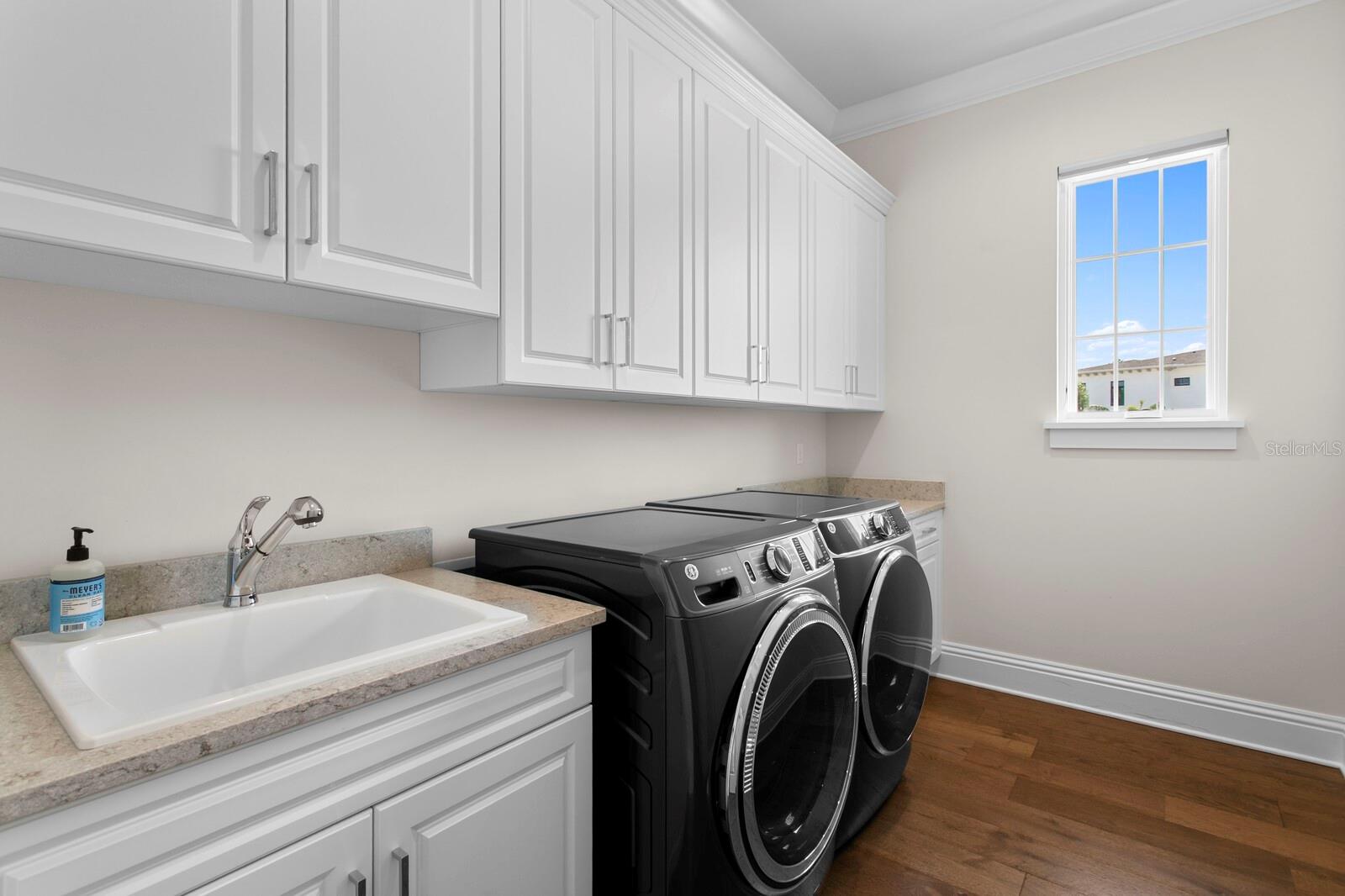 Image 45 of 66 For 5110 Longfellow Avenue