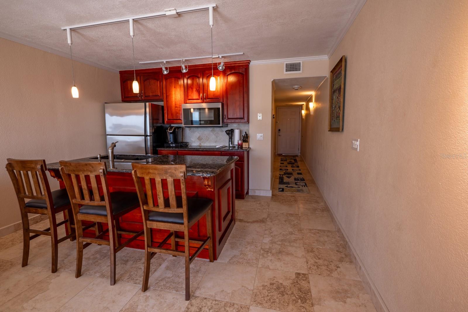 Image 11 of 31 For 2506 Rocky Point Drive 341