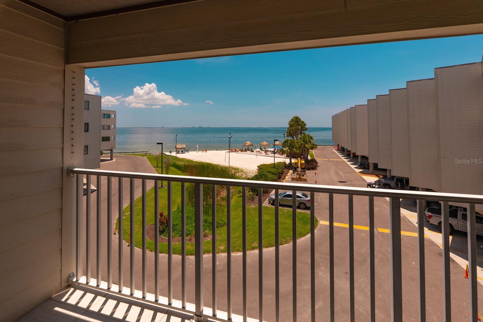 Image 3 of 31 For 2506 Rocky Point Drive 341