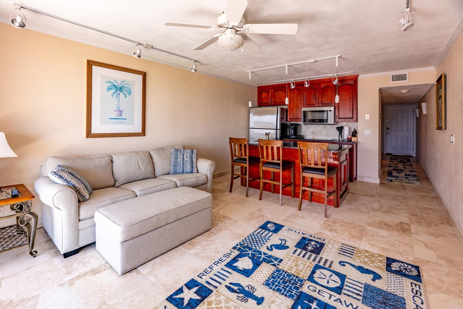Image 5 of 31 For 2506 Rocky Point Drive 341