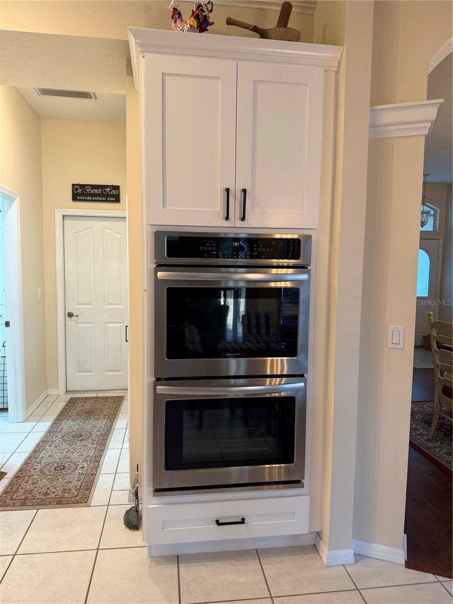 Image 11 of 66 For 13133 Roseanna Drive