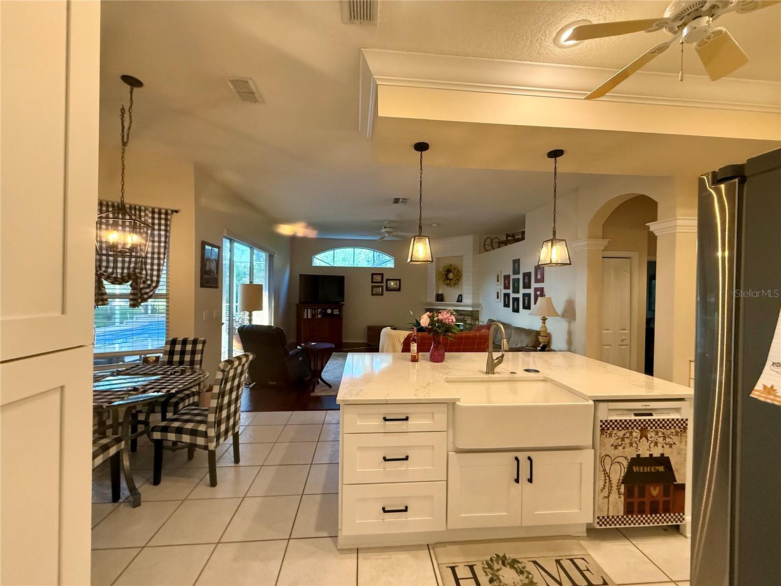 Image 14 of 66 For 13133 Roseanna Drive