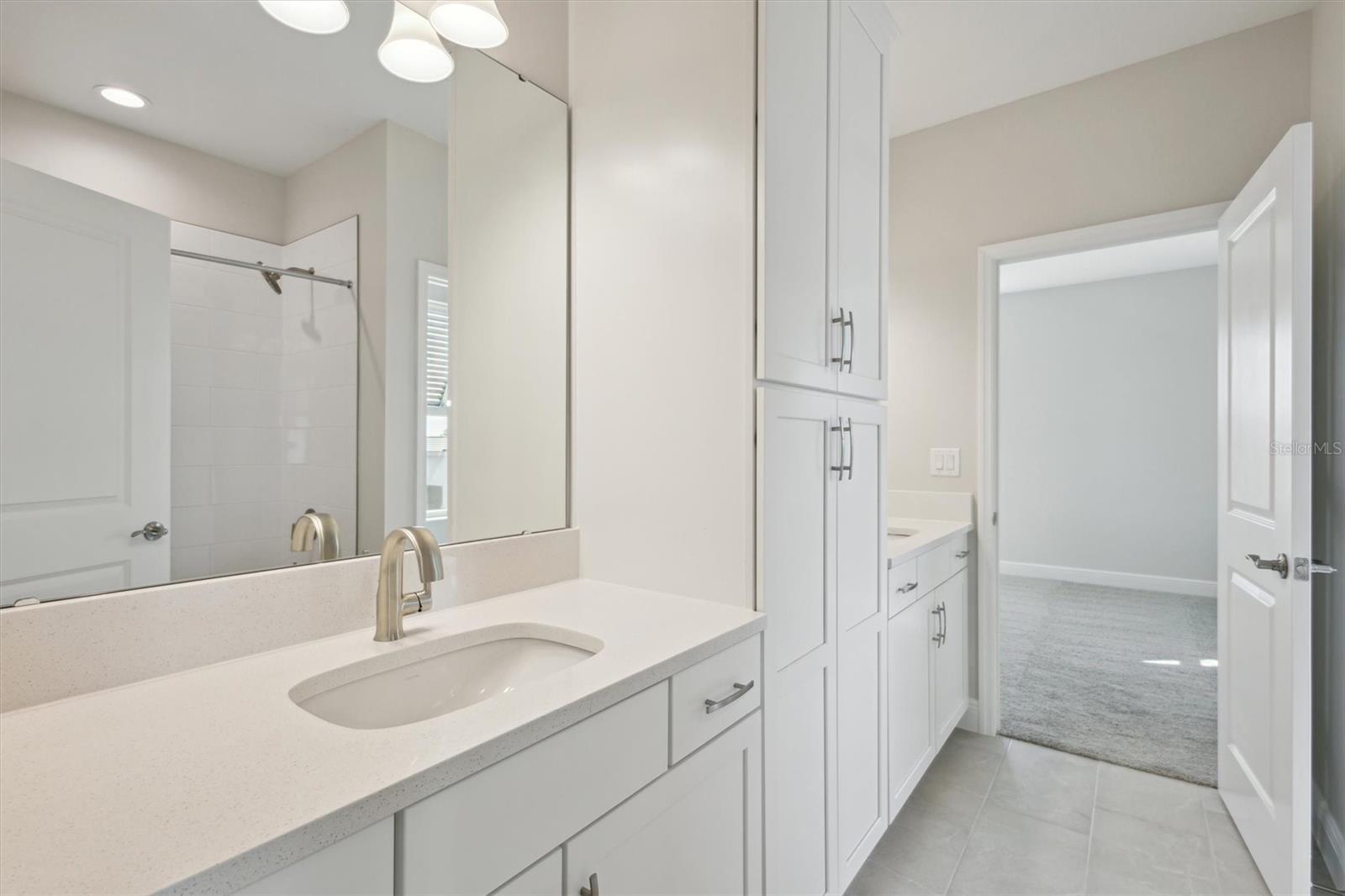 Listing photo id 21 for 10320 Longmeadow Avenue