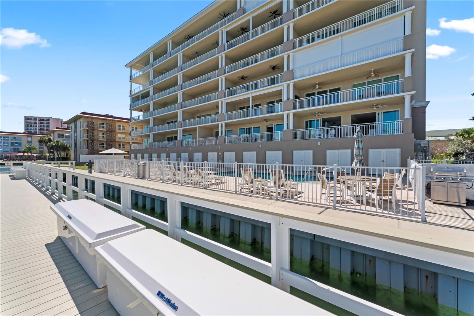 Image 42 of 46 For 125 Island Way 402
