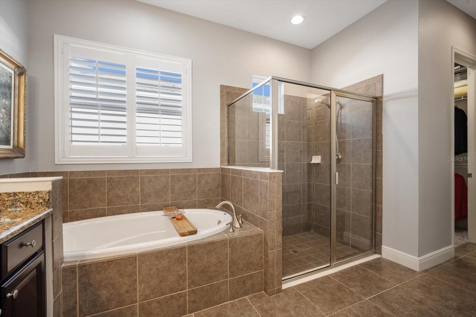 Image 14 of 28 For 610 Winterside Drive